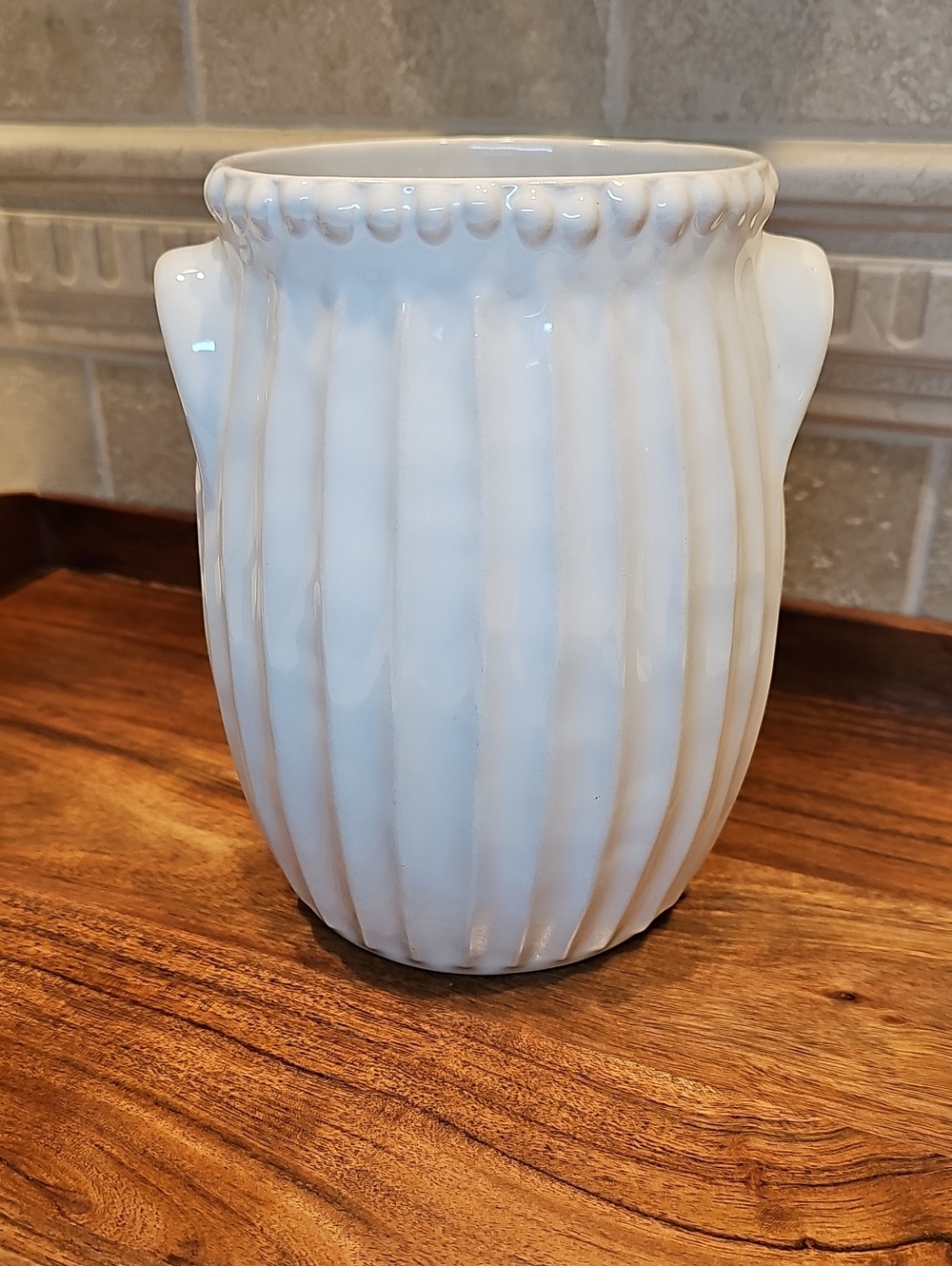 Beaded Cream Ceramic Utensil Holder Threshold